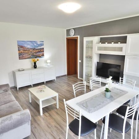 Welcome House Desenzano Center Apartment Desenzano del Garda Exterior photo